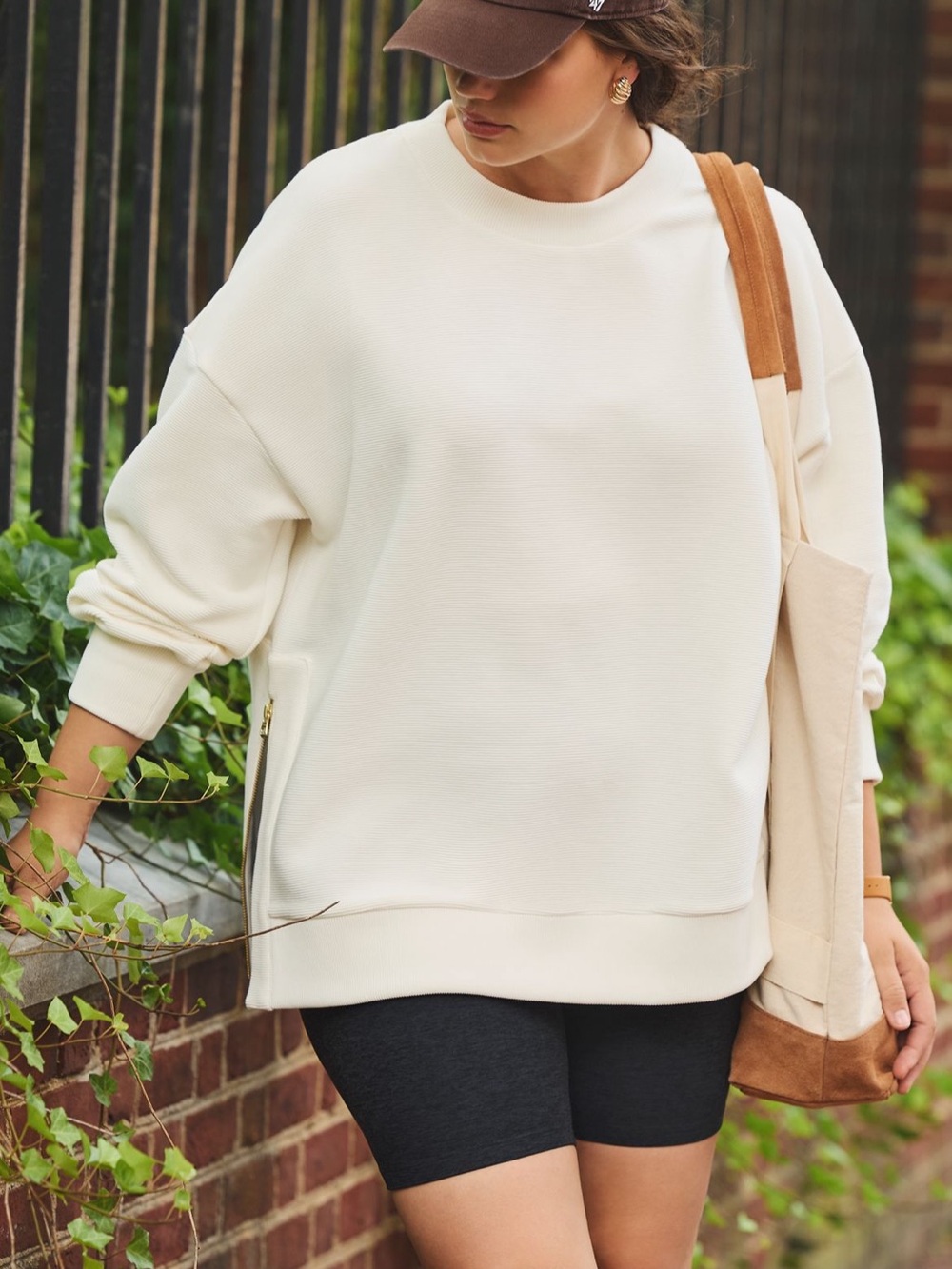 EUC: Varley Crewneck Sweatshirt